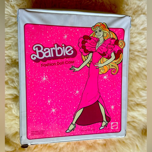 Vintage Barbie Doll Carrying Case - Picture 2 of 16